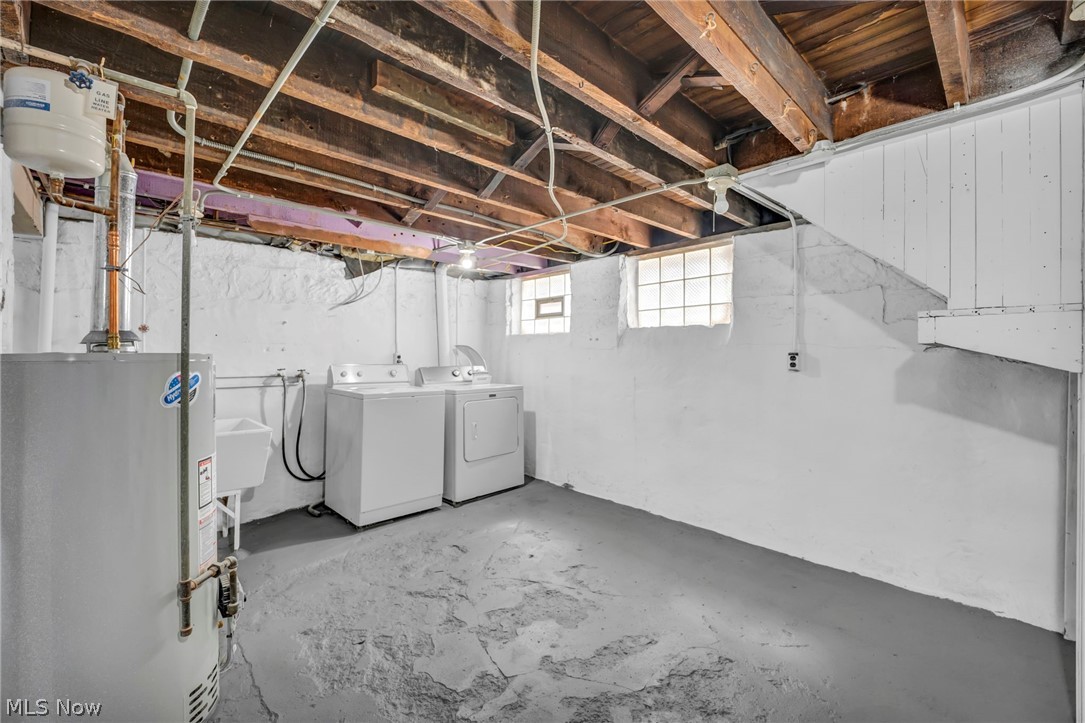 1515 Orchard Grove Avenue Lakewood OH 44107