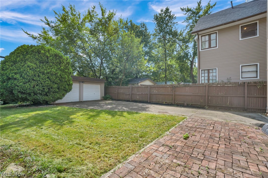 1515 Orchard Grove Avenue Lakewood OH 44107