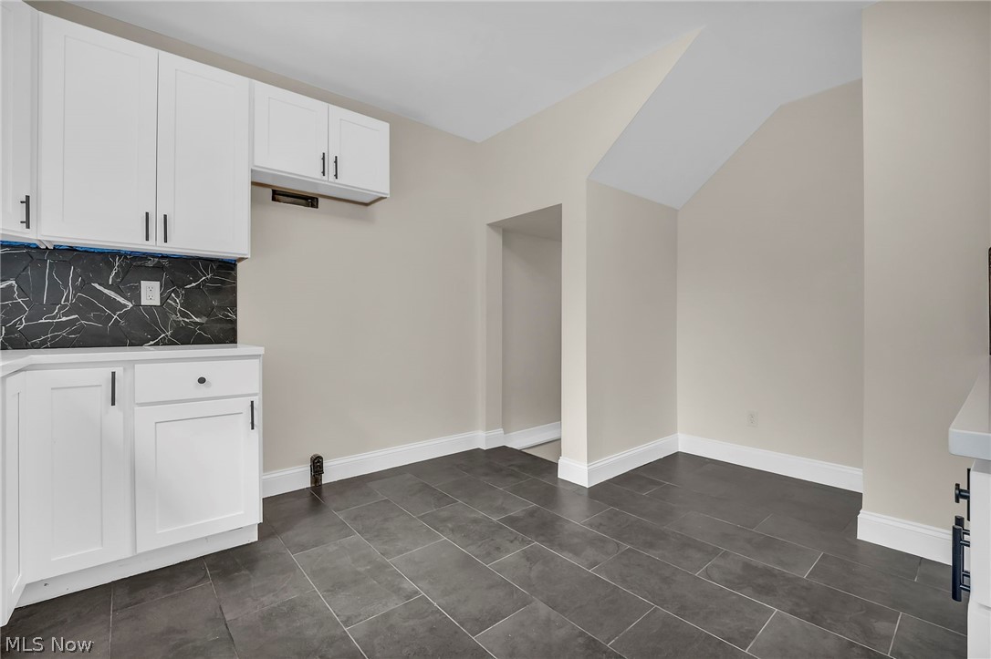 1515 Orchard Grove Avenue Lakewood OH 44107