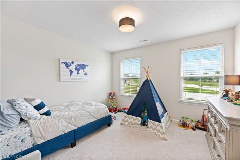 7181 Stonegate Circle NE Canton OH 44721