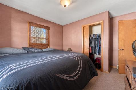 359 Stephens Road Akron OH 44312