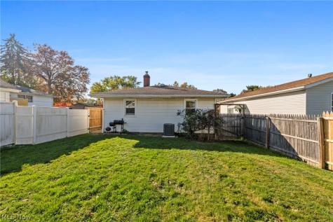 359 Stephens Road Akron OH 44312