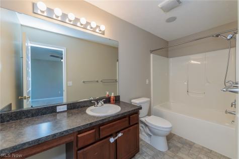1877 Baythorn Way Brunswick OH 44212