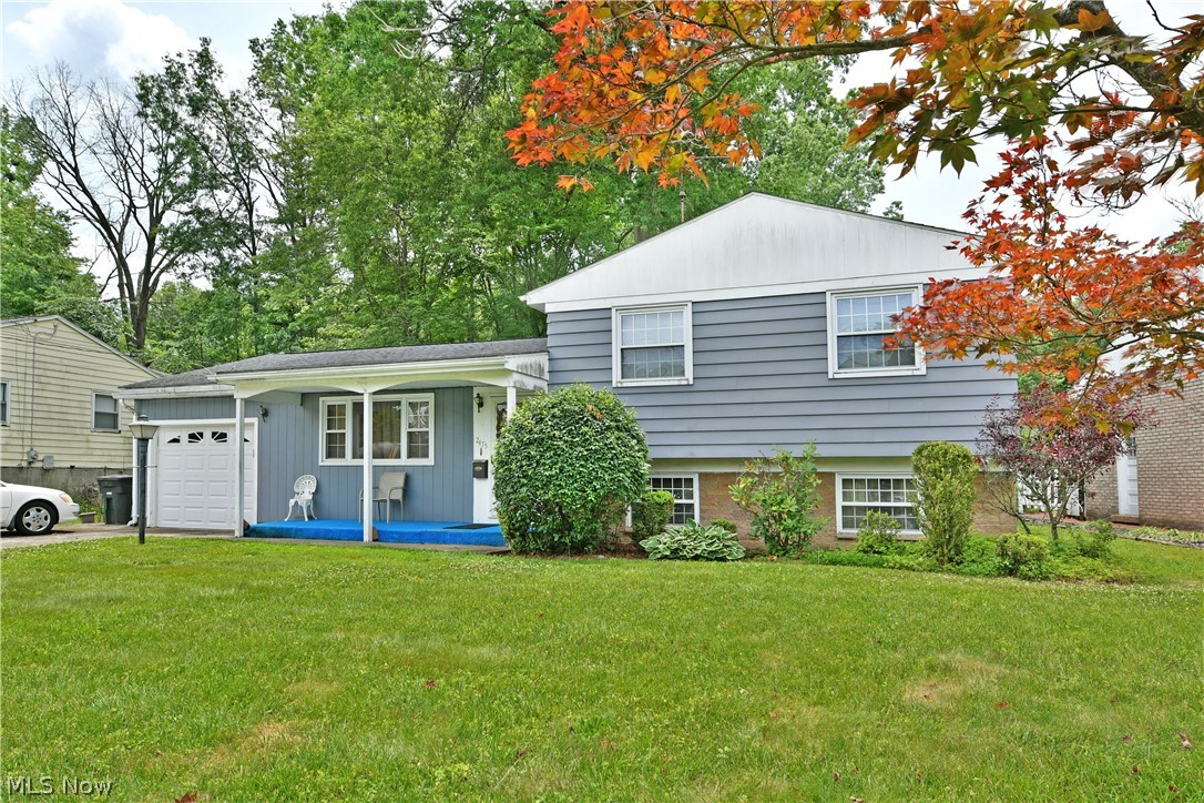 2475 Beal Street NW Warren OH 44485