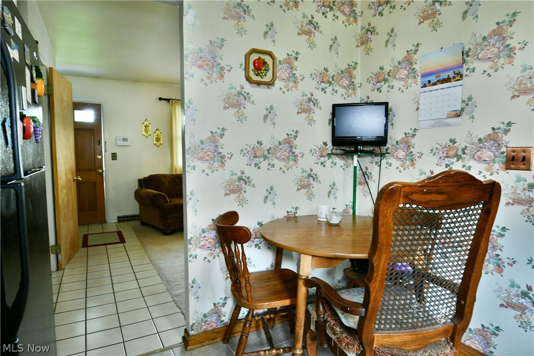 2475 Beal Street NW Warren OH 44485