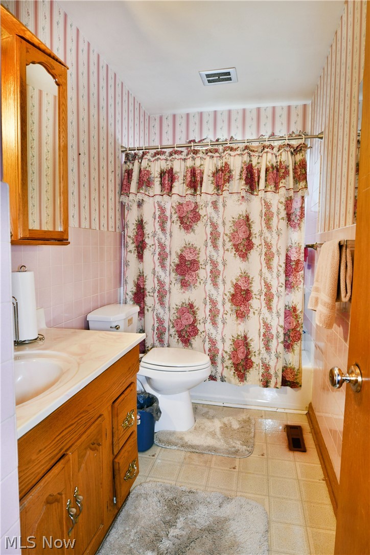 2475 Beal Street NW Warren OH 44485