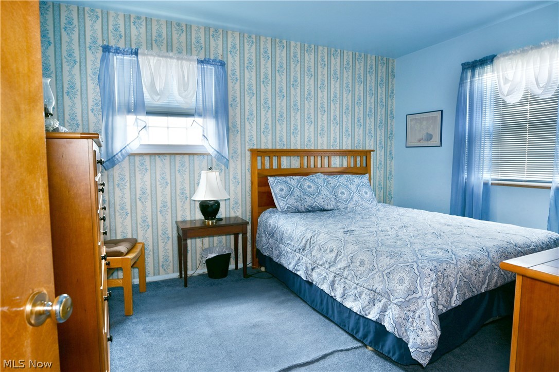2475 Beal Street NW Warren OH 44485