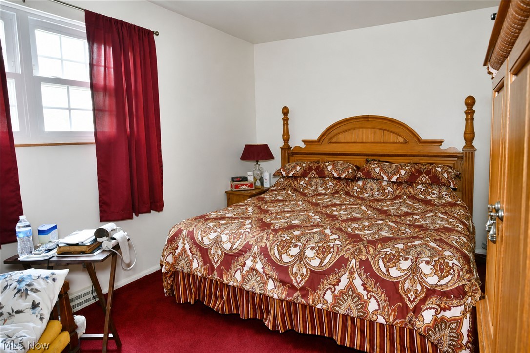 2475 Beal Street NW Warren OH 44485