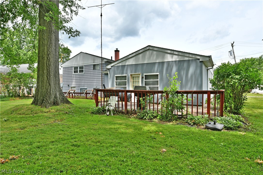 2475 Beal Street NW Warren OH 44485