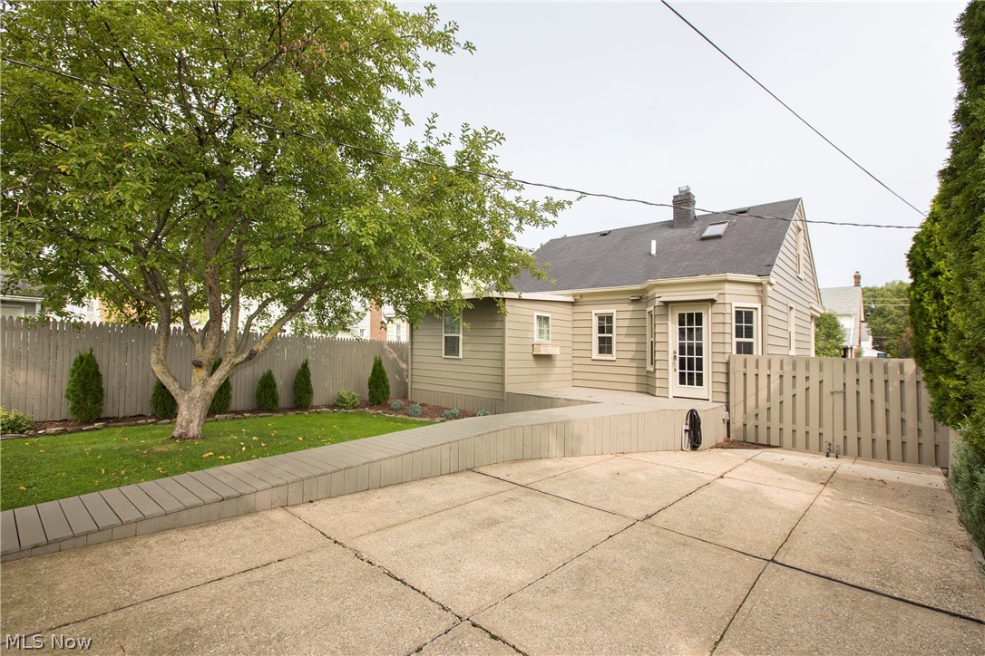 19539 Telbir Avenue Rocky River OH 44116