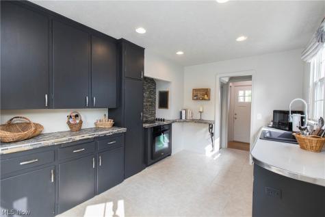 19539 Telbir Avenue Rocky River OH 44116