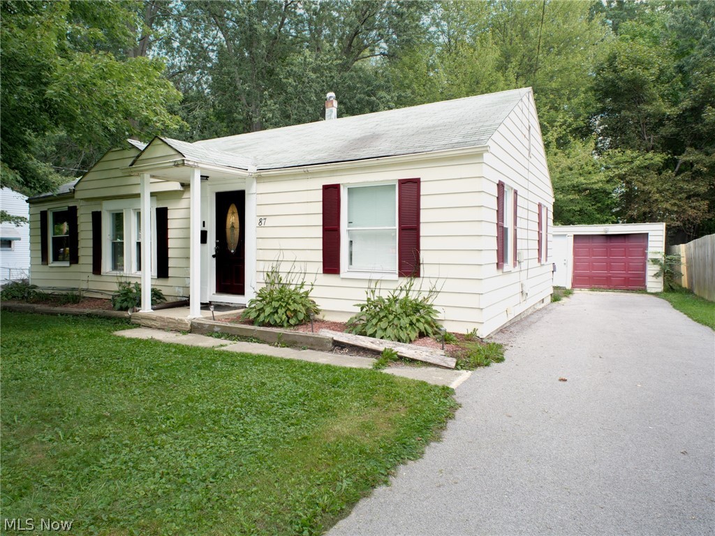 87 Rosemont Avenue Austintown OH 44515