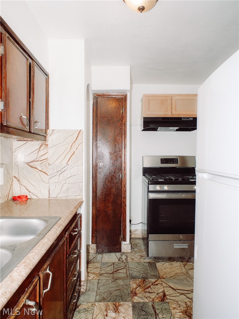 87 Rosemont Avenue Austintown OH 44515