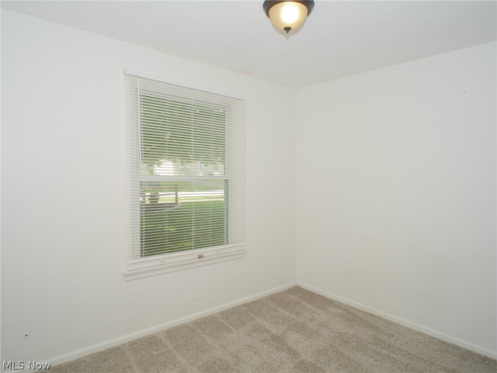 87 Rosemont Avenue Austintown OH 44515