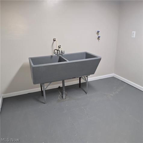 5785 Andover Boulevard Garfield Heights OH 44125