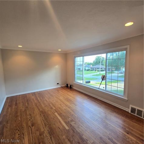 5785 Andover Boulevard Garfield Heights OH 44125