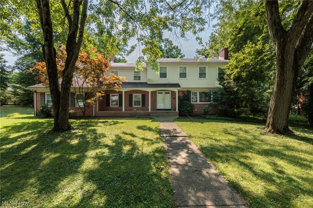 1160 Lisa Ann Drive Akron OH 44313