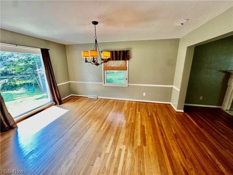 1160 Lisa Ann Drive Akron OH 44313