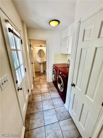 1160 Lisa Ann Drive Akron OH 44313