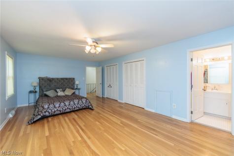 1160 Lisa Ann Drive Akron OH 44313