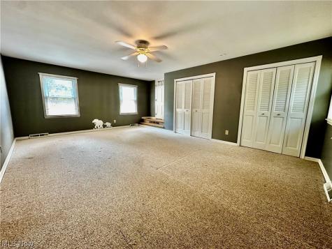 1160 Lisa Ann Drive Akron OH 44313