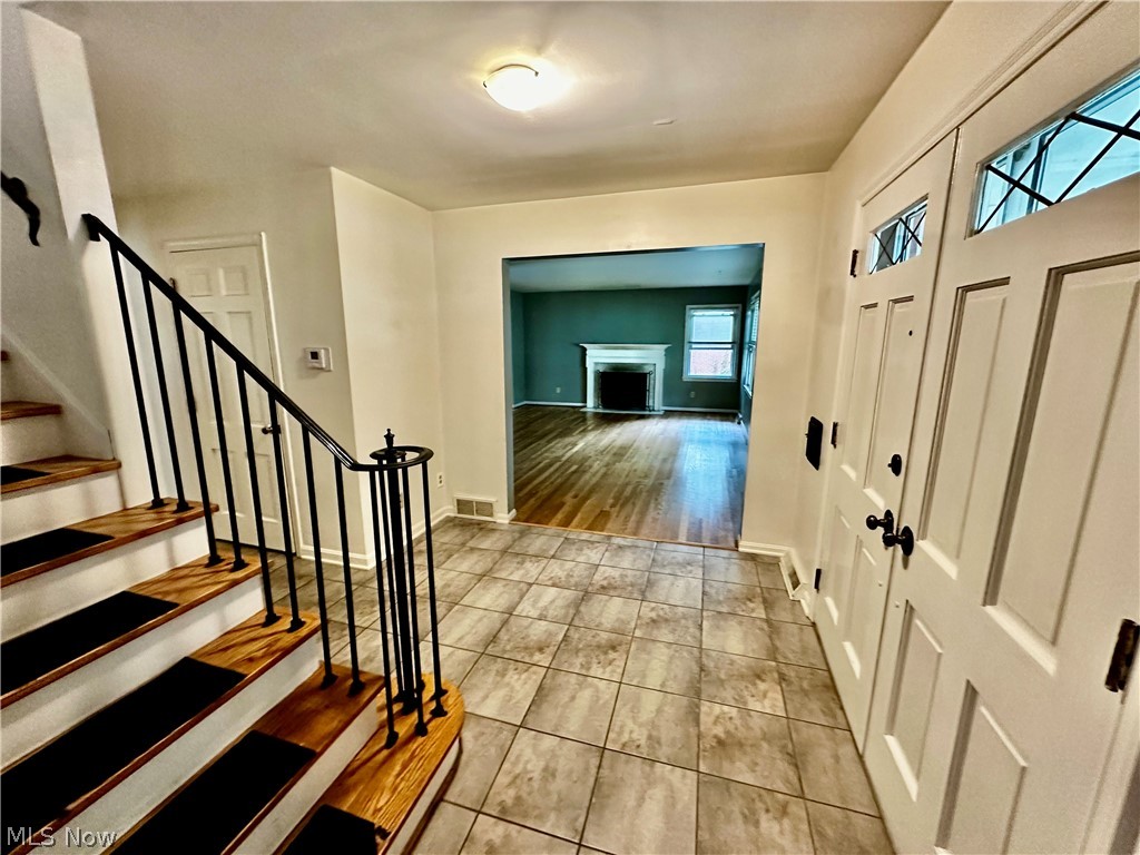 1160 Lisa Ann Drive Akron OH 44313