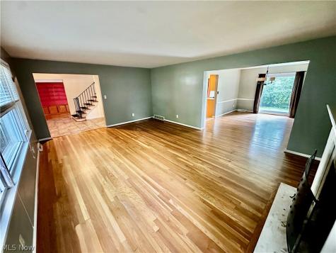 1160 Lisa Ann Drive Akron OH 44313