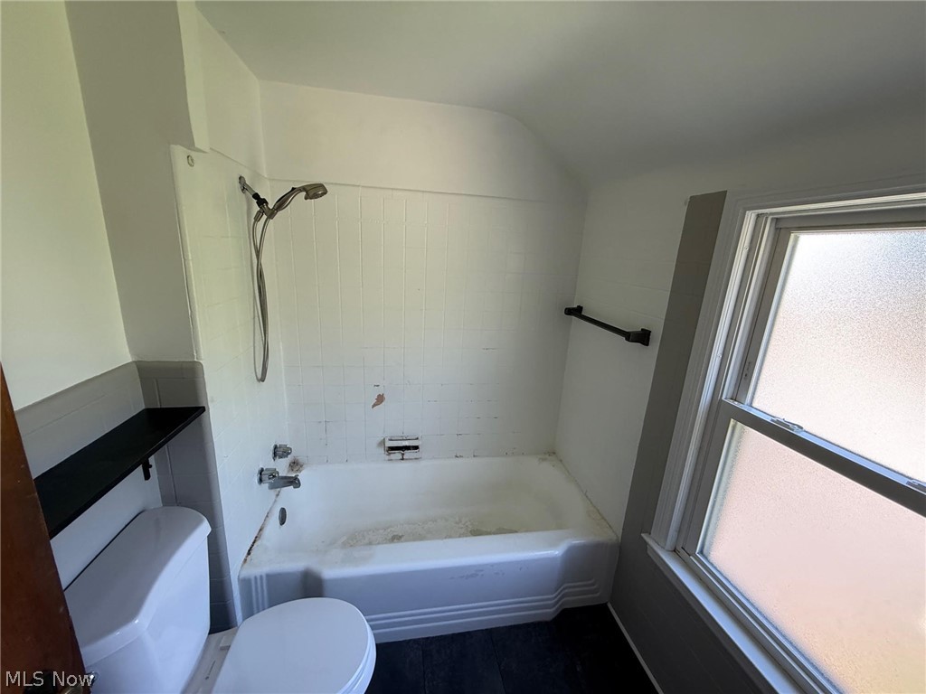 1408 Winston Road South Euclid OH 44121