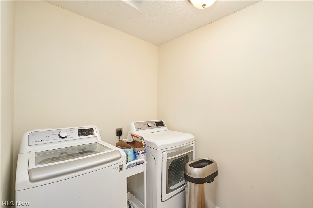 180 Nottingham Way Wadsworth OH 44281