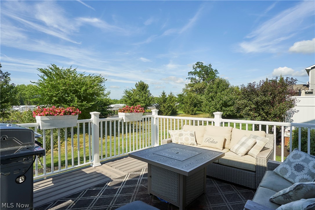 180 Nottingham Way Wadsworth OH 44281