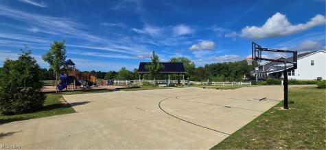 180 Nottingham Way Wadsworth OH 44281