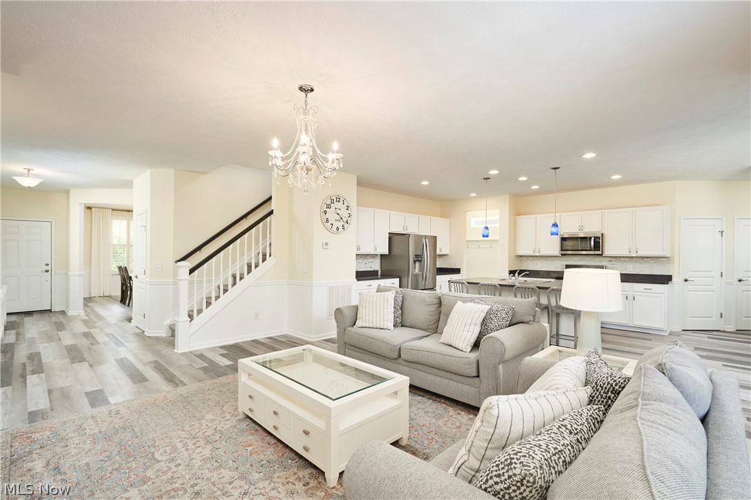 180 Nottingham Way Wadsworth OH 44281