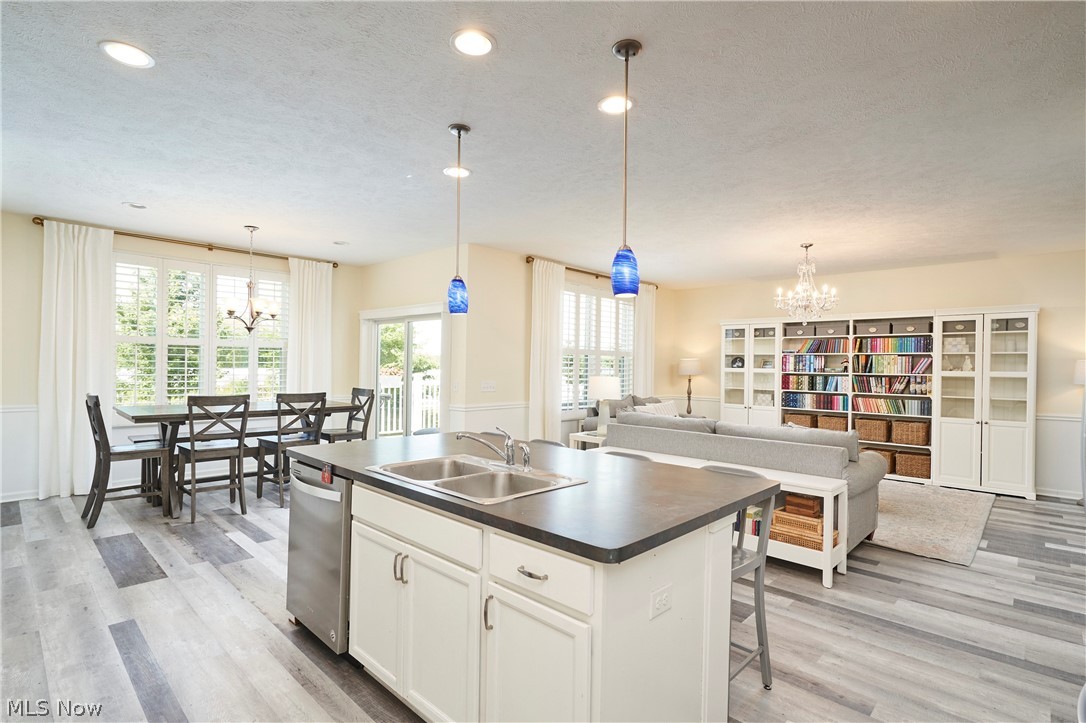 180 Nottingham Way Wadsworth OH 44281