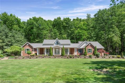 167 Rebecca Lane Brunswick OH 44212