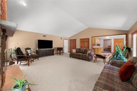 167 Rebecca Lane Brunswick OH 44212