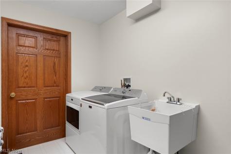 167 Rebecca Lane Brunswick OH 44212