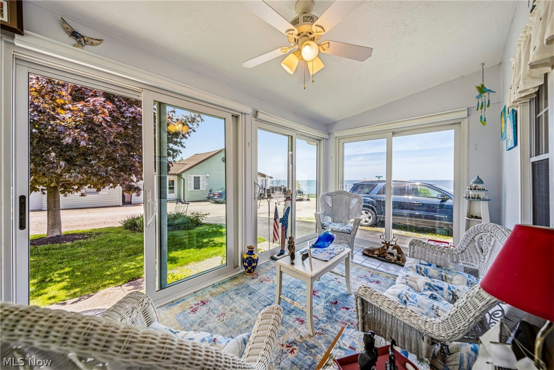 2012 Highland Avenue Ashtabula OH 44004