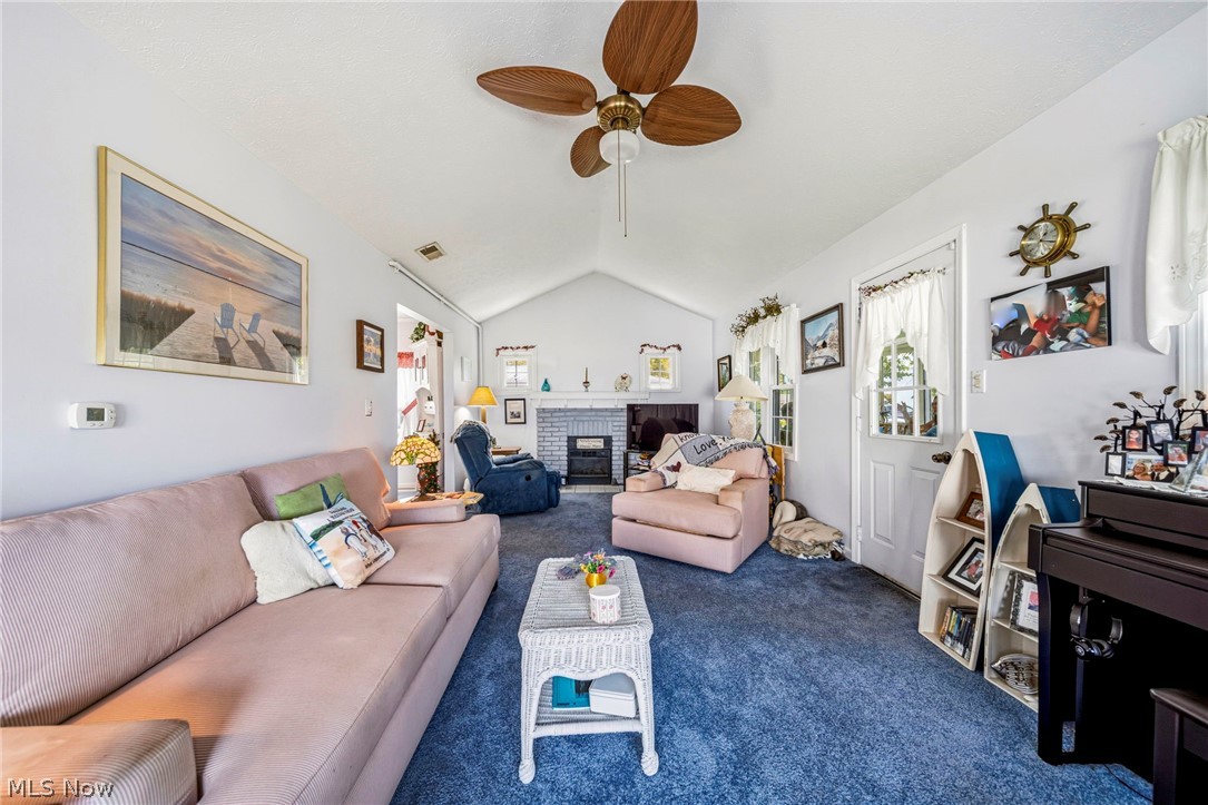 2012 Highland Avenue Ashtabula OH 44004