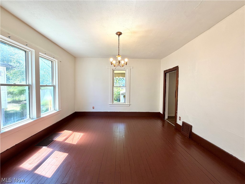 1322 Wellesley Avenue Steubenville OH 43952