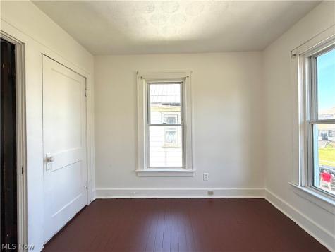 1322 Wellesley Avenue Steubenville OH 43952