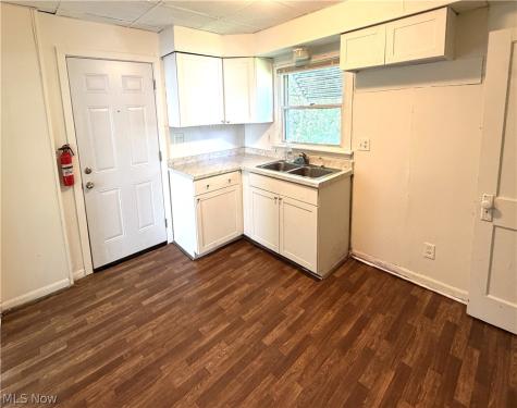 1322 Wellesley Avenue Steubenville OH 43952