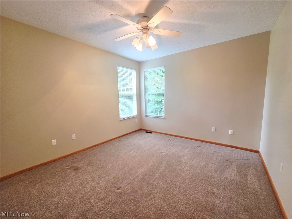 1901 Pembrooke Lane Avon OH 44011