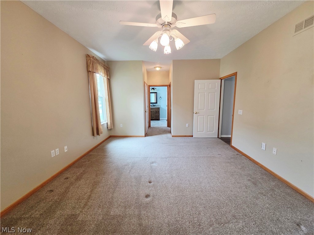 1901 Pembrooke Lane Avon OH 44011