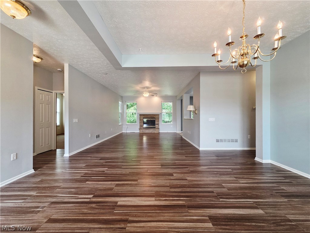 1901 Pembrooke Lane Avon OH 44011