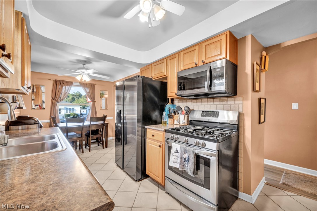 2523 Center Drive Parma OH 44134