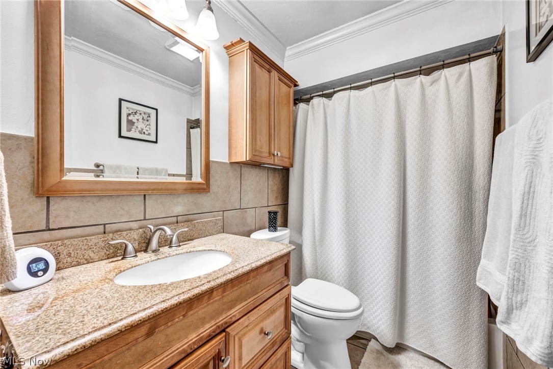 2523 Center Drive Parma OH 44134