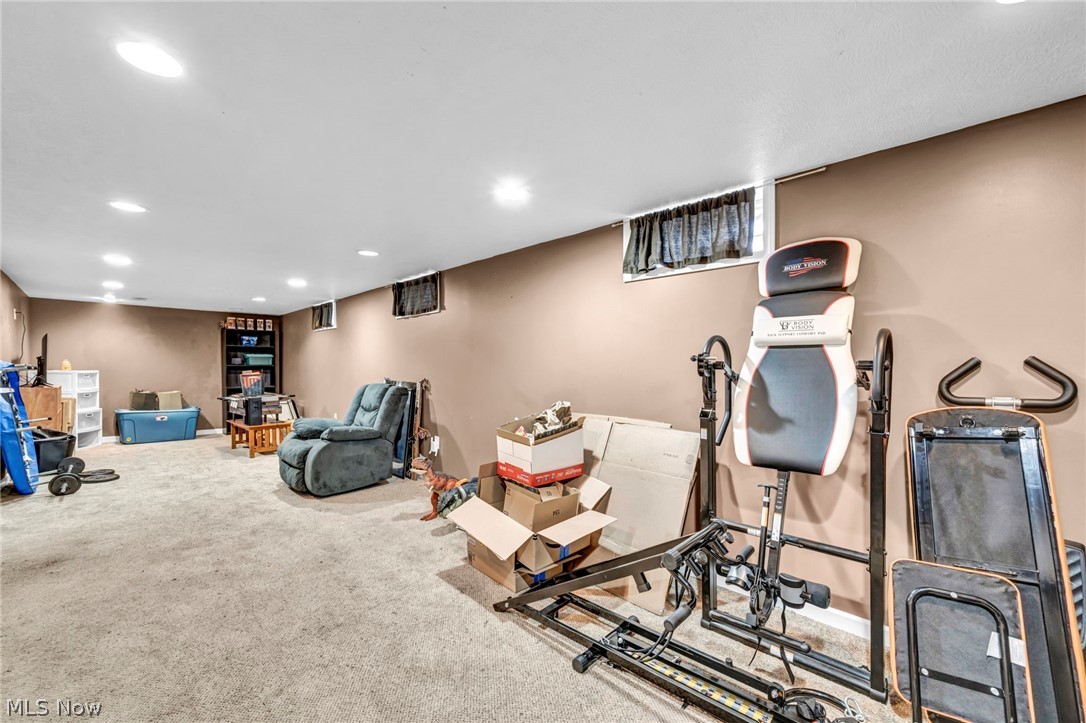 2523 Center Drive Parma OH 44134