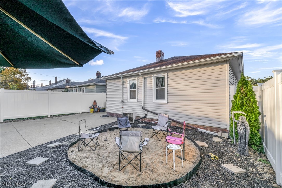 2523 Center Drive Parma OH 44134