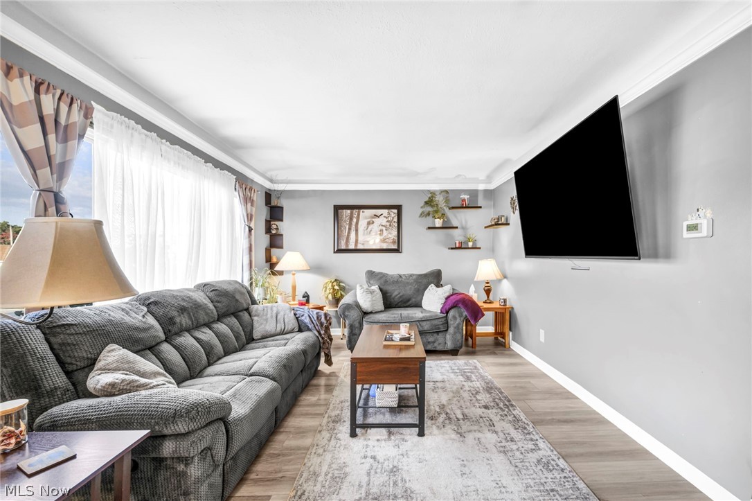 2523 Center Drive Parma OH 44134