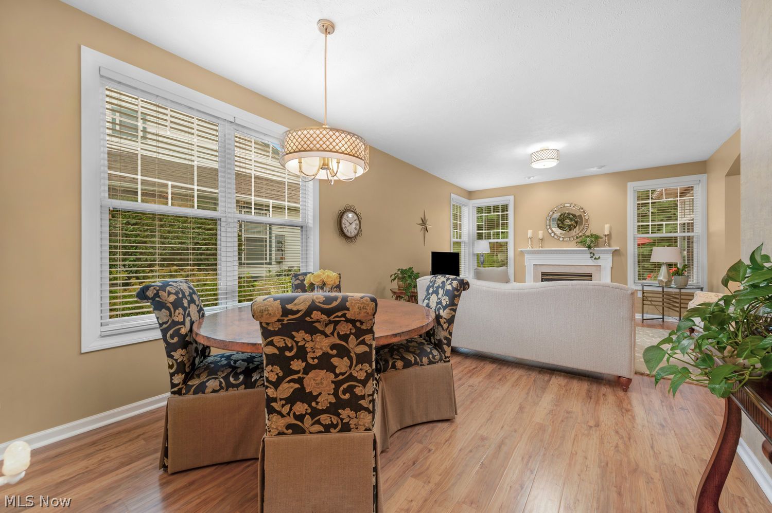 2383 Manchester Lane Avon OH 44011